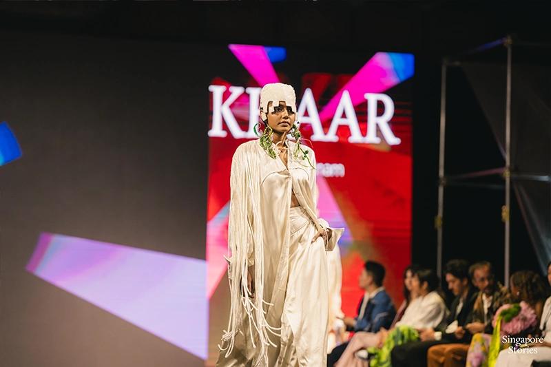 Miss Universe Singapore 2019 - Mohana Prabha BST “RICE Rise From Fields to Pixels” trang nga ao tu than